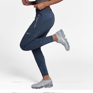 Nike women’s running pants